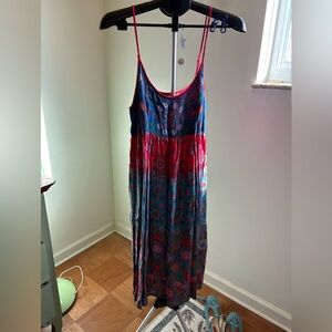 NATURAL LIFE Gigi Midi Dress Red Blue Floral M Medium